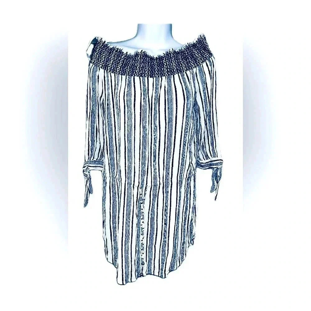 NWOT Anthropologie navy and white dress size small